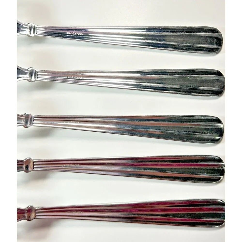 ONEIDA Unity Stainless USA ,Set of 5  8.5